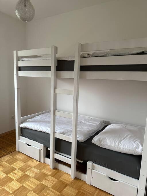 Freundliche Wohnung Naehe Weinstrasse Fuer 5 Personen Wagna Eksteriør bilde